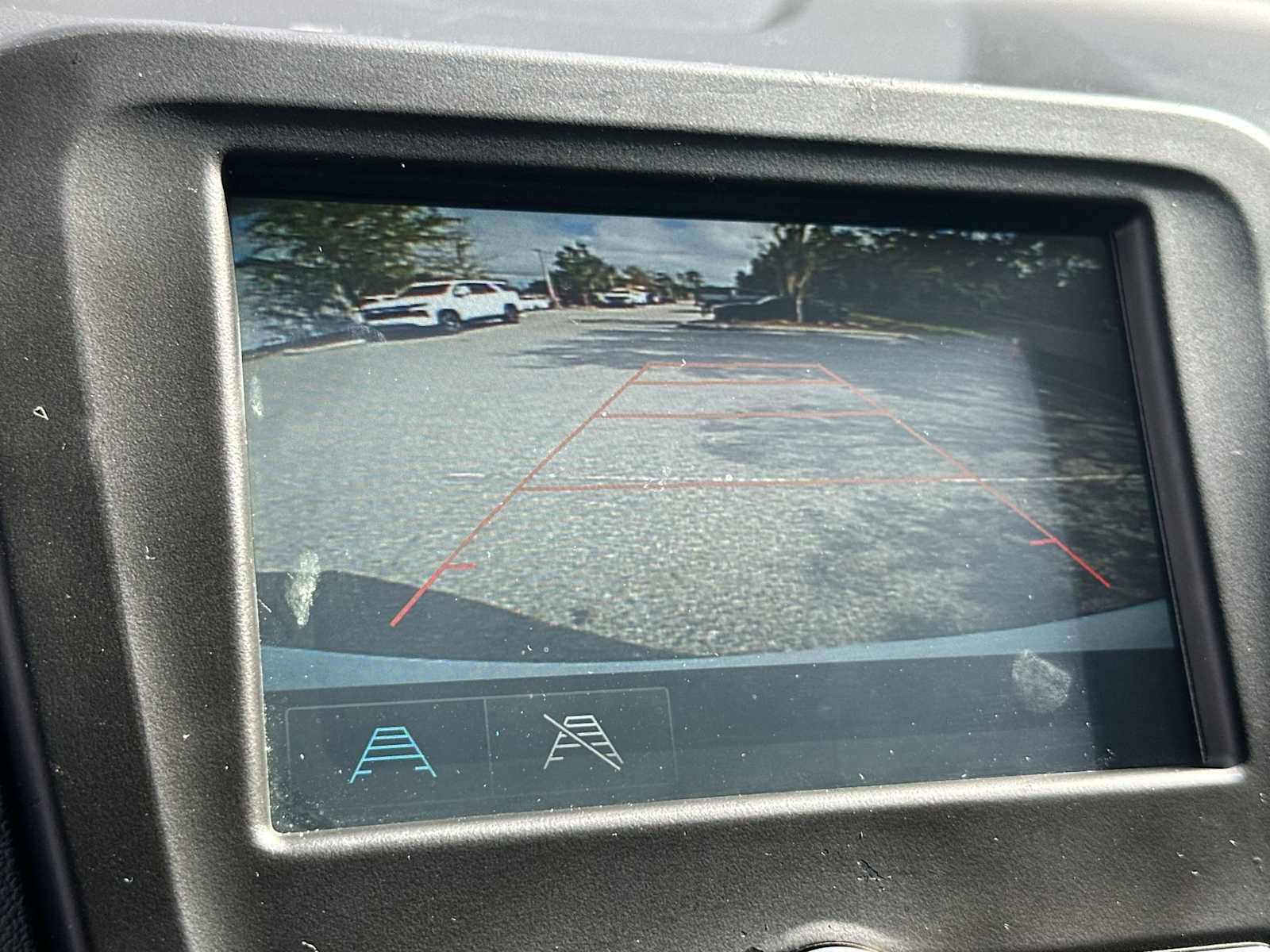 Certified 2018 Chevrolet Equinox LT FWD image 22