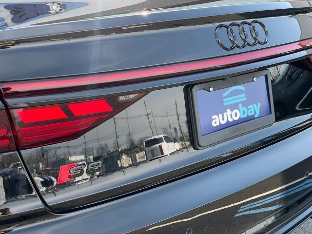Used 2023 Audi S8 image 19