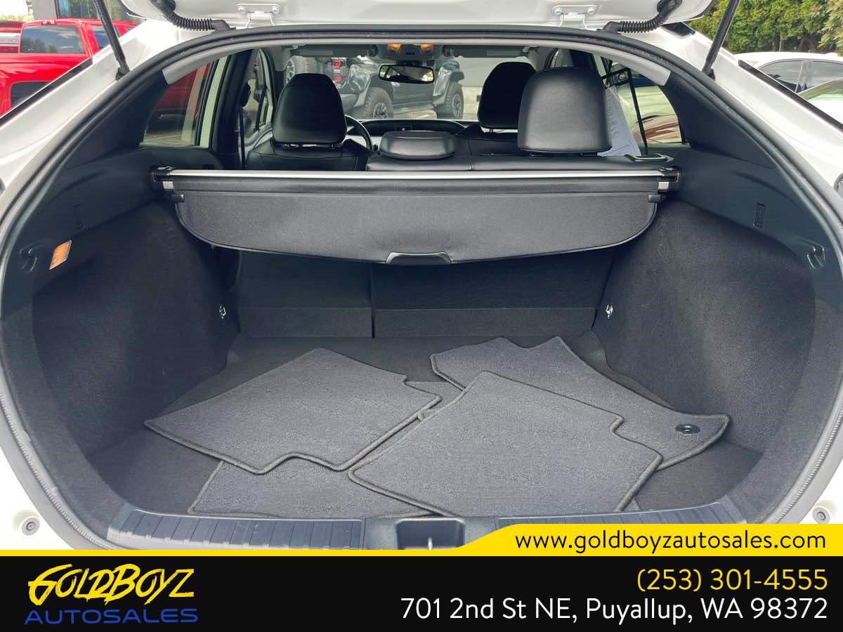 Used 2021 Toyota Prius FWD image 18