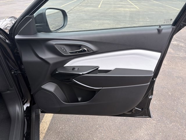 New 2026 Chevrolet Trax LT image 31