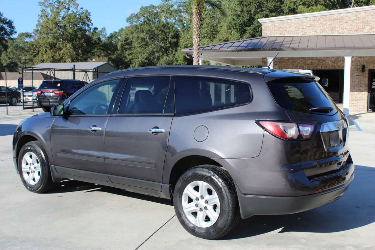Used 2014 Chevrolet Traverse LS image 19