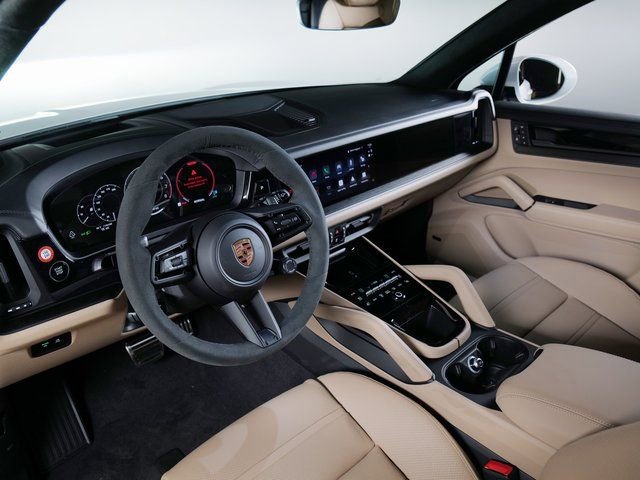 New 2026 Porsche Cayenne GTS image 19