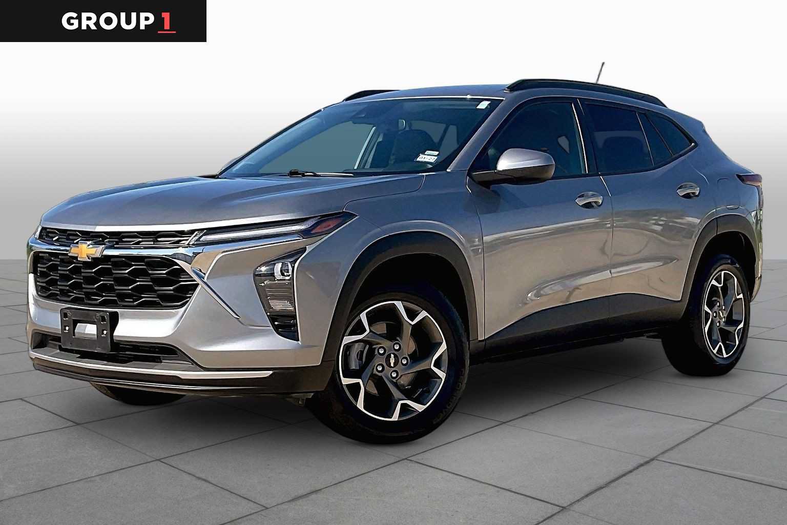Used 2025 Chevrolet Trax LT