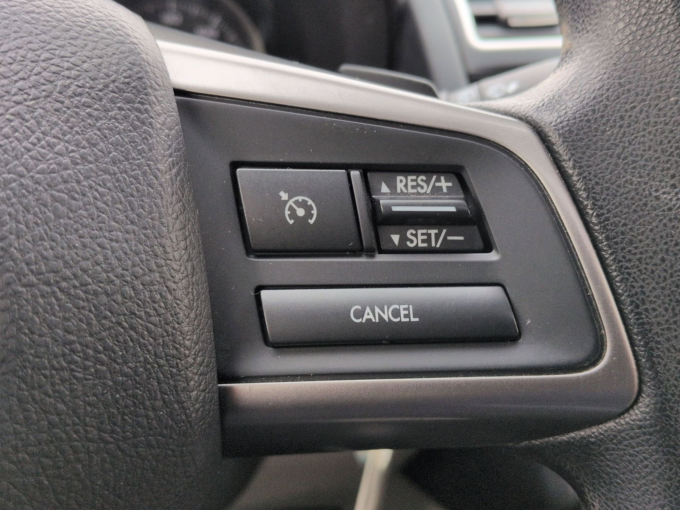 Used 2015 Subaru Crosstrek 2.0i Premium w/ Moonroof Package image 16