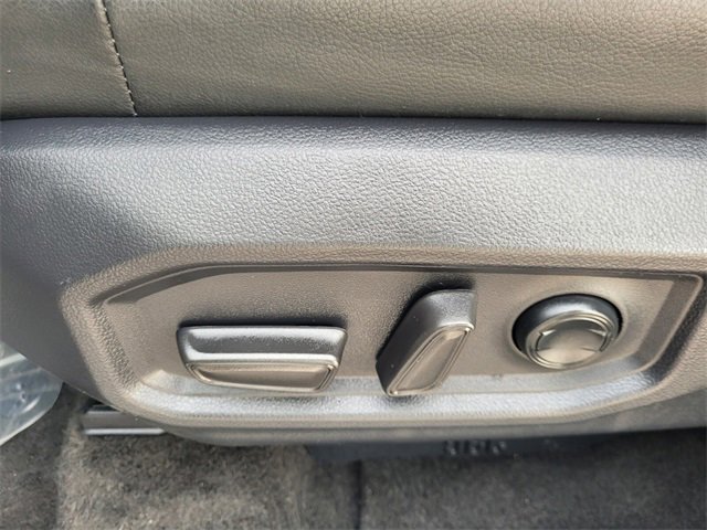 Used 2025 Toyota Tundra Limited image 5