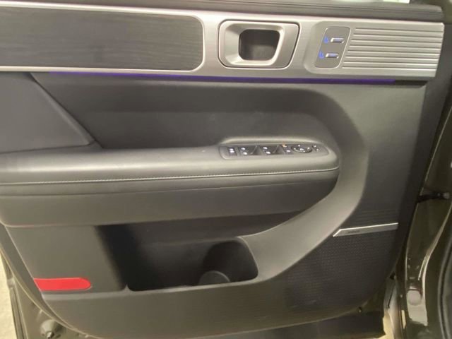 Used 2024 Hyundai Santa Fe Limited image 12
