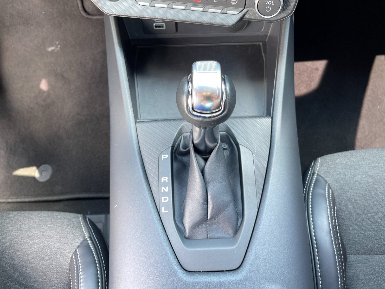 Used 2024 Ford Mustang Coupe RWD image 21