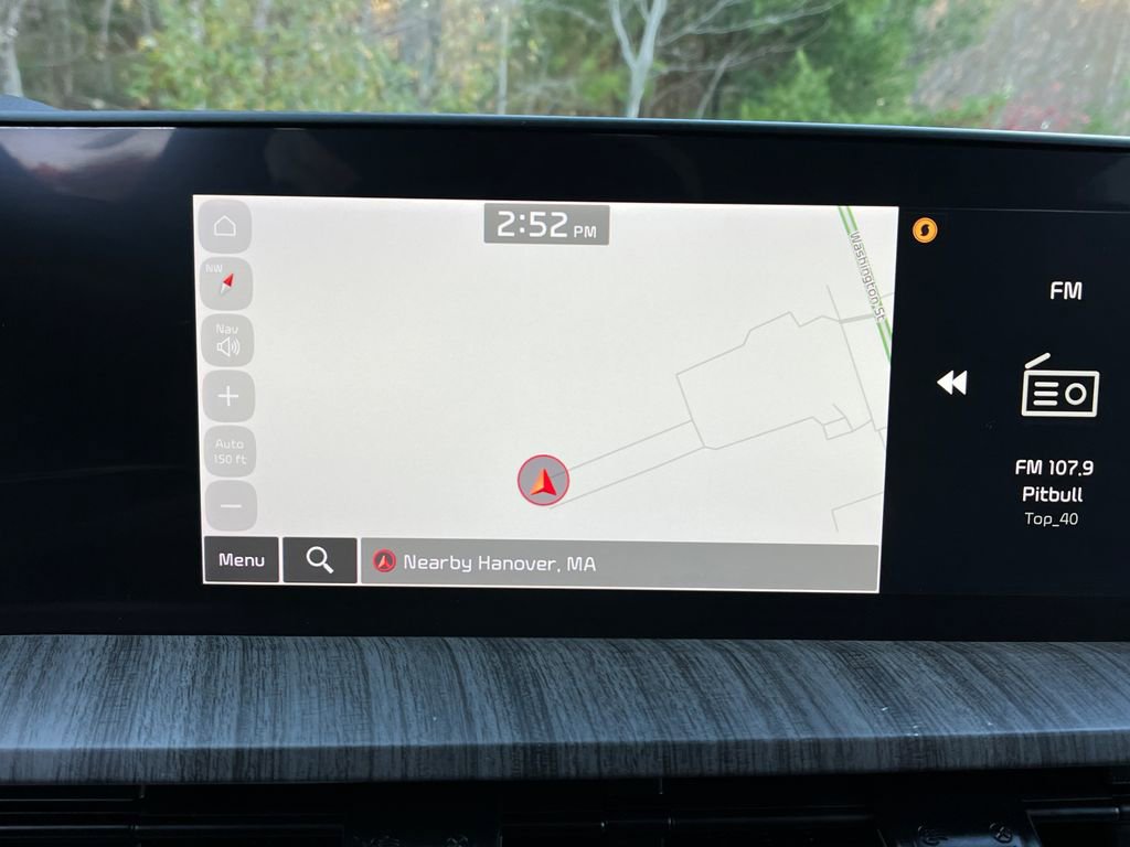 Used 2023 Kia Telluride EX w/ EX Captain's Chair Package image 18