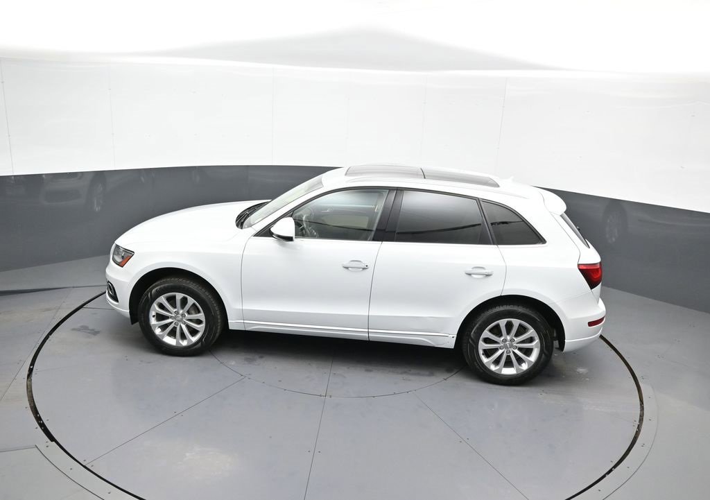 Used 2016 Audi Q5 2.0T Premium Plus w/ Technology Package image 41