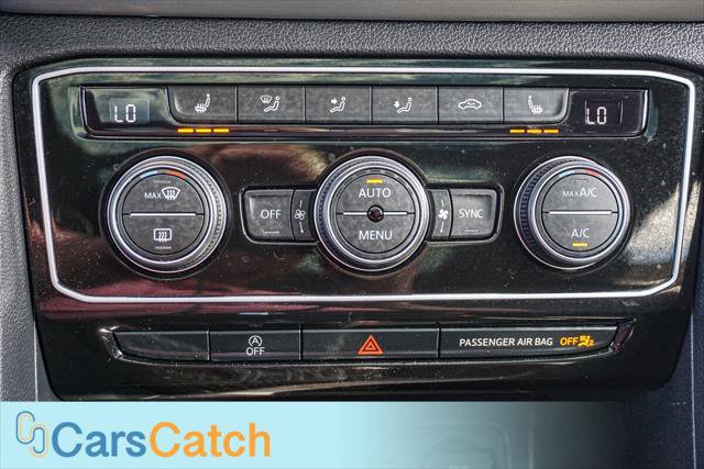 Used 2022 Volkswagen Atlas Cross Sport SE w/ Panoramic Sunroof Package image 35