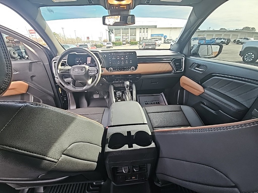 Used 2026 GMC Canyon AT4 w/ Technology Plus Package image 15