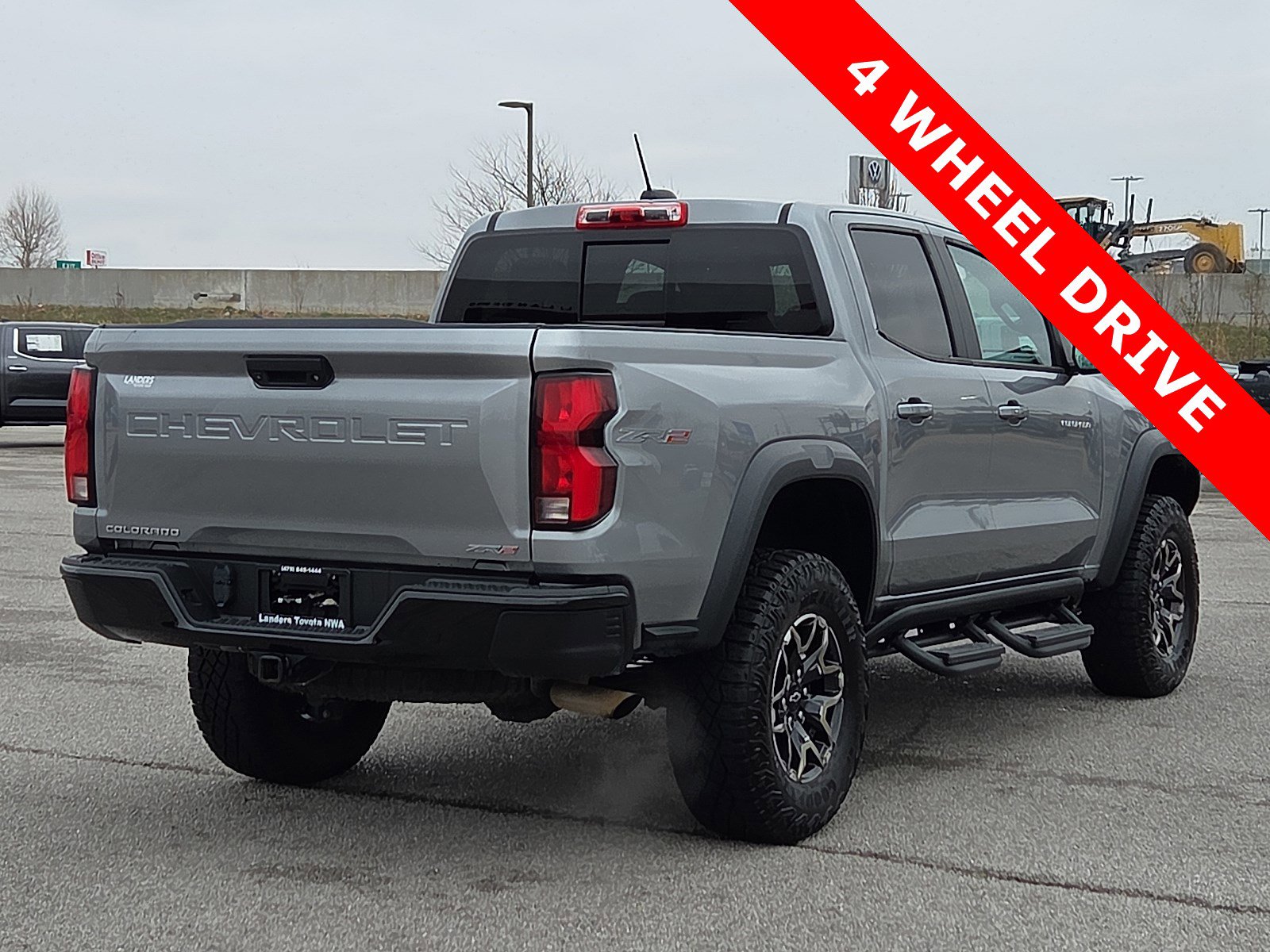 Used 2023 Chevrolet Colorado ZR2 image 5