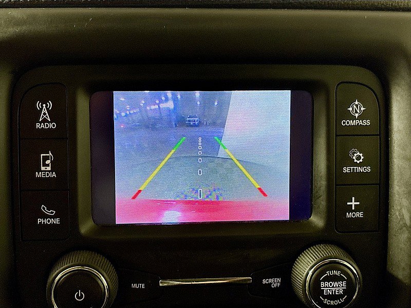 Used 2017 Jeep Compass Latitude w/ Cold Weather Group image 15