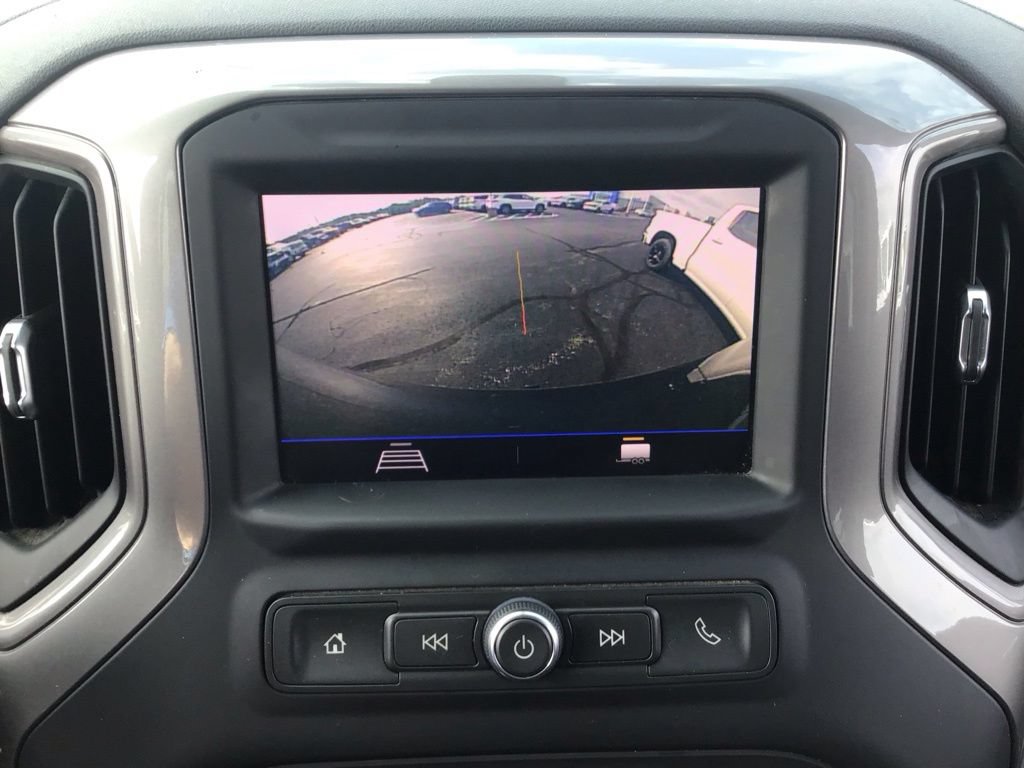 Used 2020 Chevrolet Silverado 1500 Custom w/ Custom Value Package AWD/4WD image 21