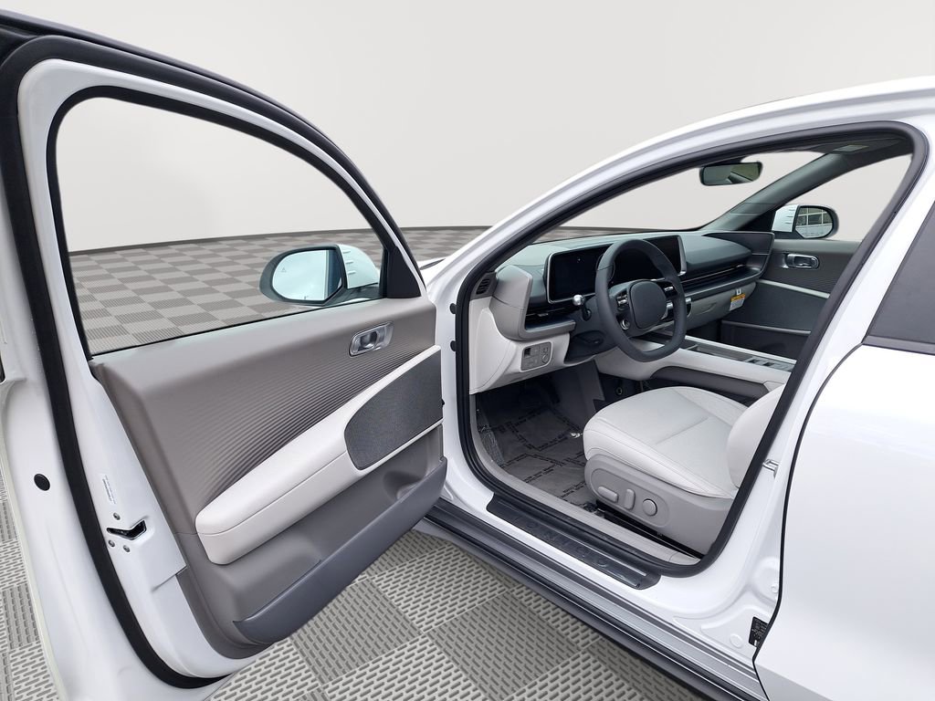 New 2025 Hyundai Ioniq 6 SEL AWD/4WD image 11