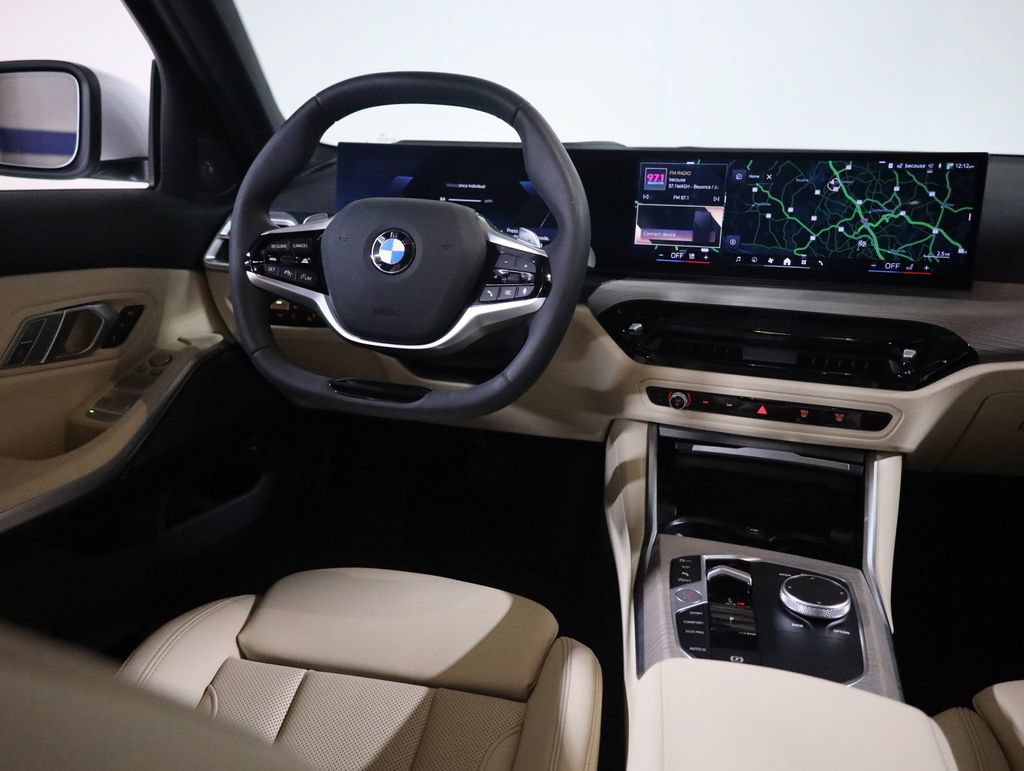 Used 2025 BMW 330i xDrive Sedan w/ Premium Package AWD/4WD image 47