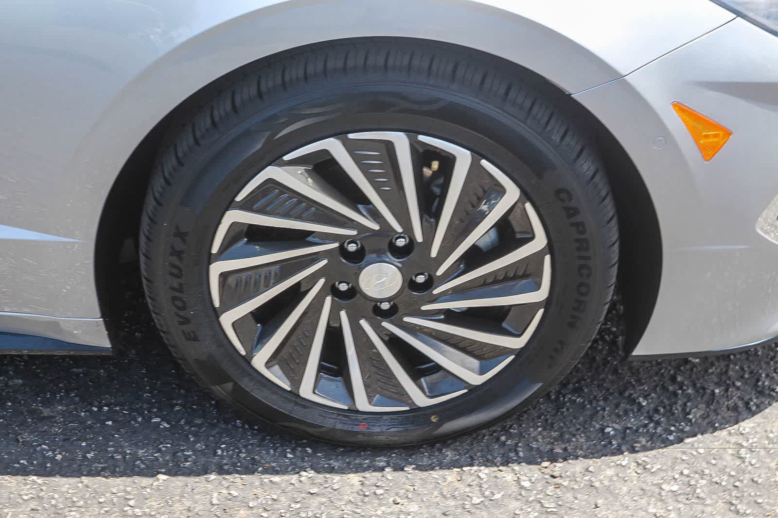Certified 2023 Hyundai Sonata Limited FWD image 12