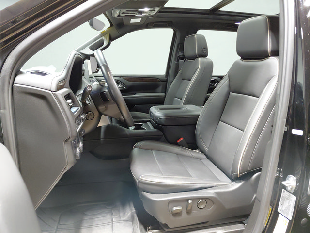 Certified 2024 Chevrolet Tahoe Premier w/ Premium Package AWD/4WD image 32