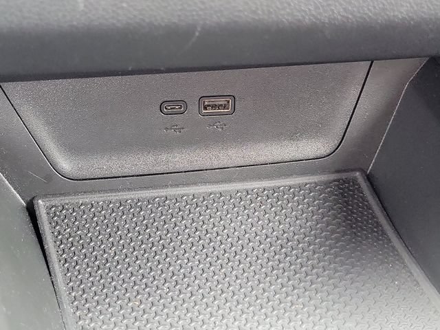 Used 2025 Chevrolet Equinox LT w/ Convenience Package II FWD image 31