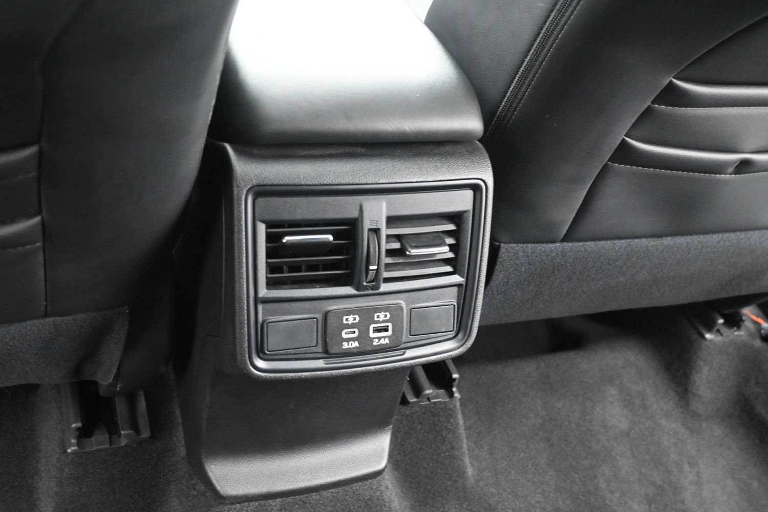Certified 2026 Subaru Forester Premium AWD/4WD image 40