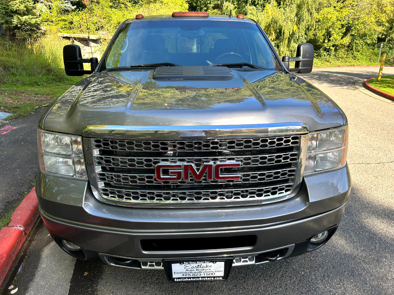 Used 2013 GMC Sierra 2500 Denali w/ Suspension Package, Off-Road image 2