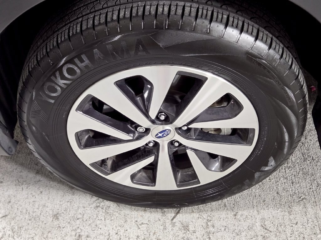 Certified 2025 Subaru Outback Premium AWD/4WD image 14