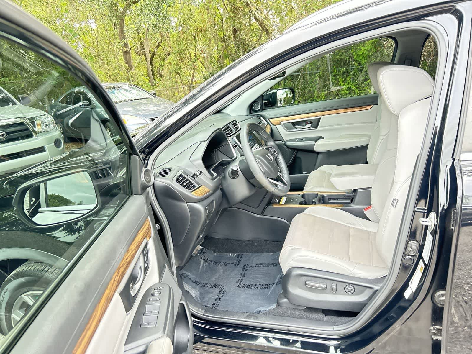 Used 2020 Honda CR-V Touring image 10