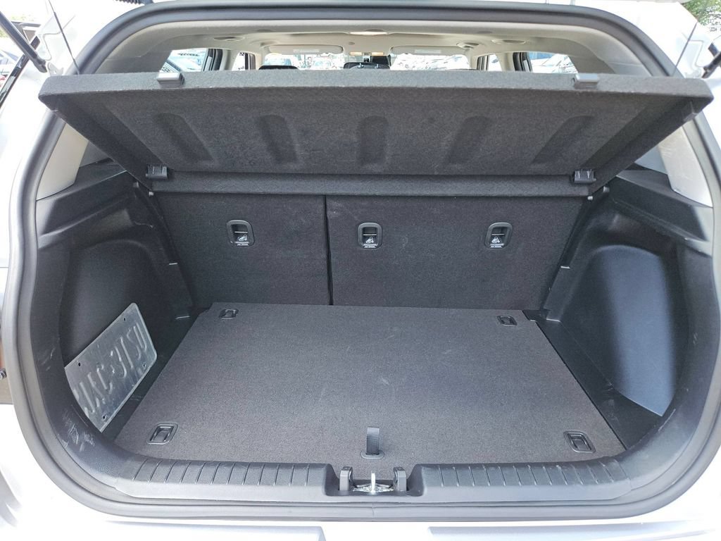 Used 2025 Hyundai Venue SEL FWD image 43