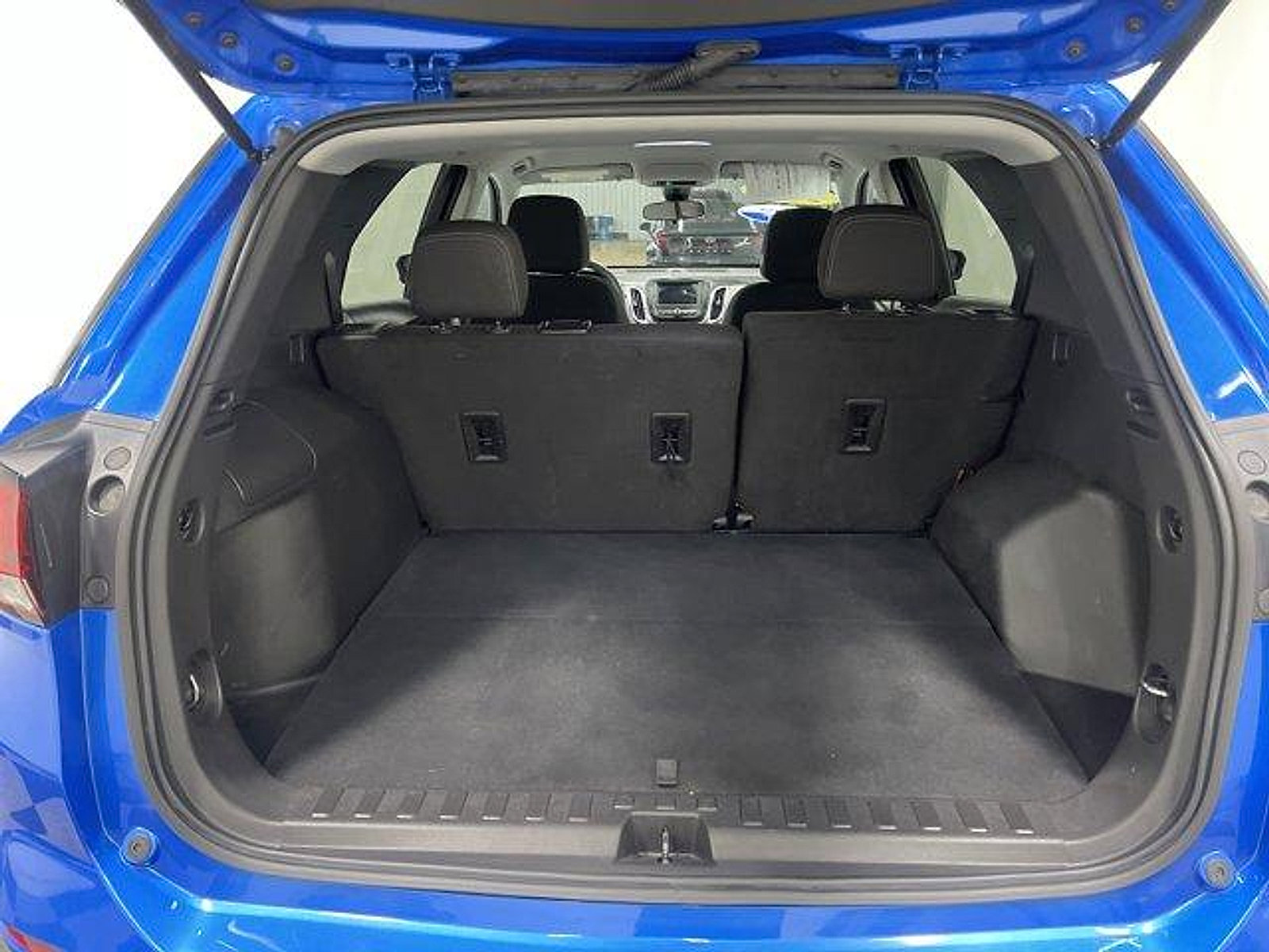 Used 2024 Chevrolet Equinox LS w/ LS Convenience Package FWD image 13