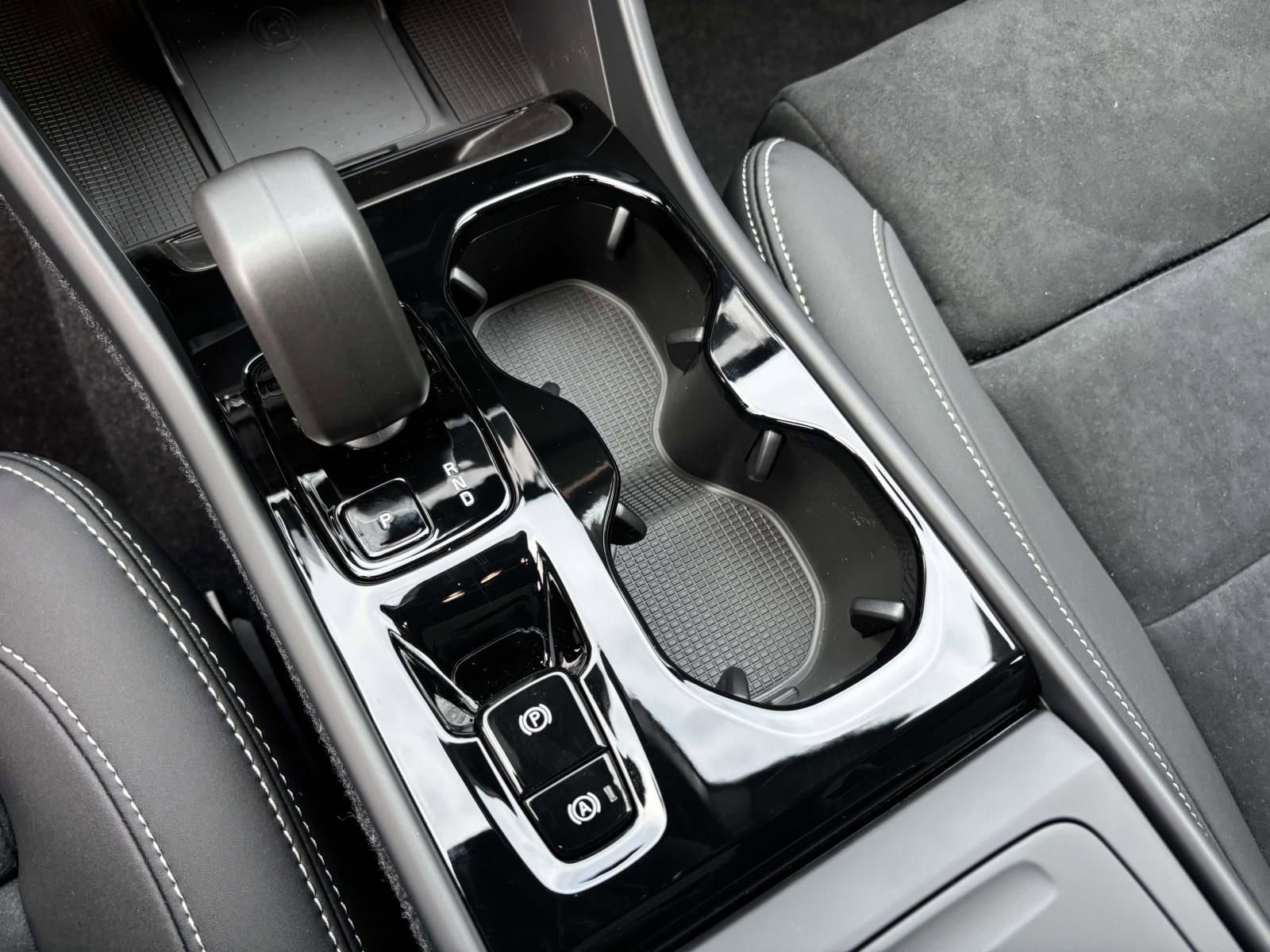 New 2026 Volvo XC40 B5 Ultra w/ Protection Package Premier image 22