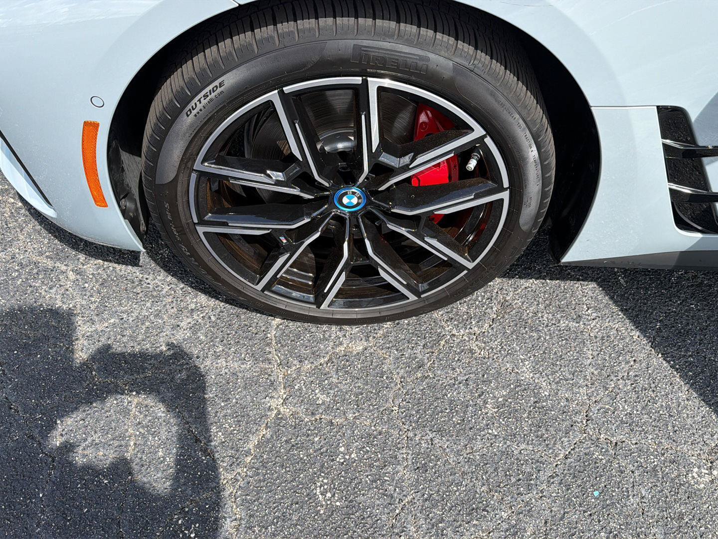 Used 2024 BMW i4 eDrive40 w/ M Sport Package RWD image 36