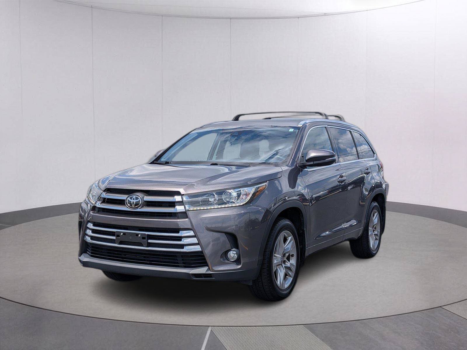 Used 2017 Toyota Highlander Limited AWD/4WD image 1