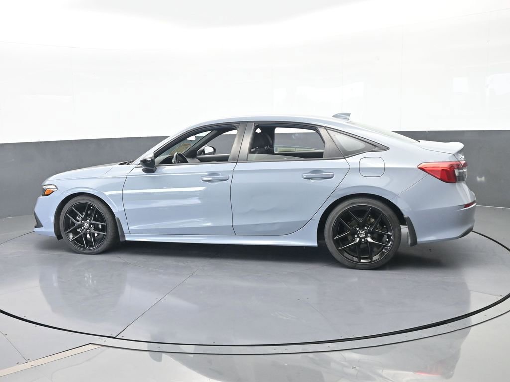 Used 2024 Honda Civic Sport image 3