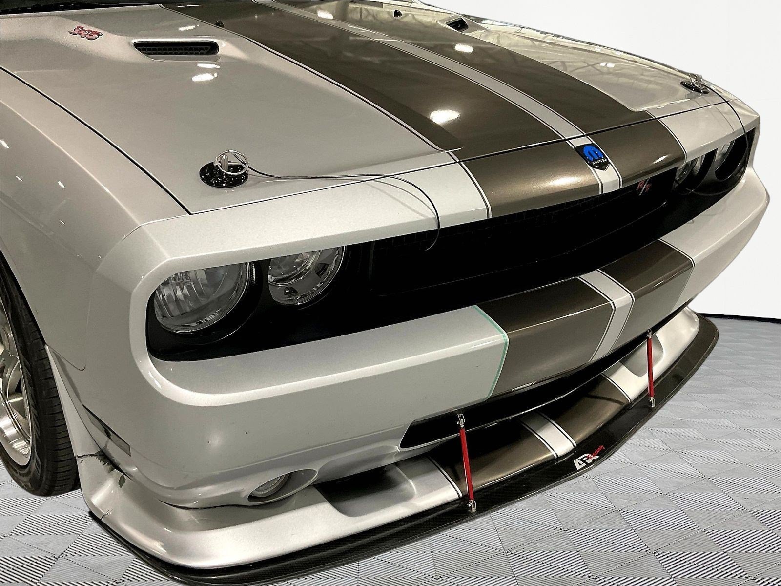 Used 2010 Dodge Challenger R/T RWD image 27