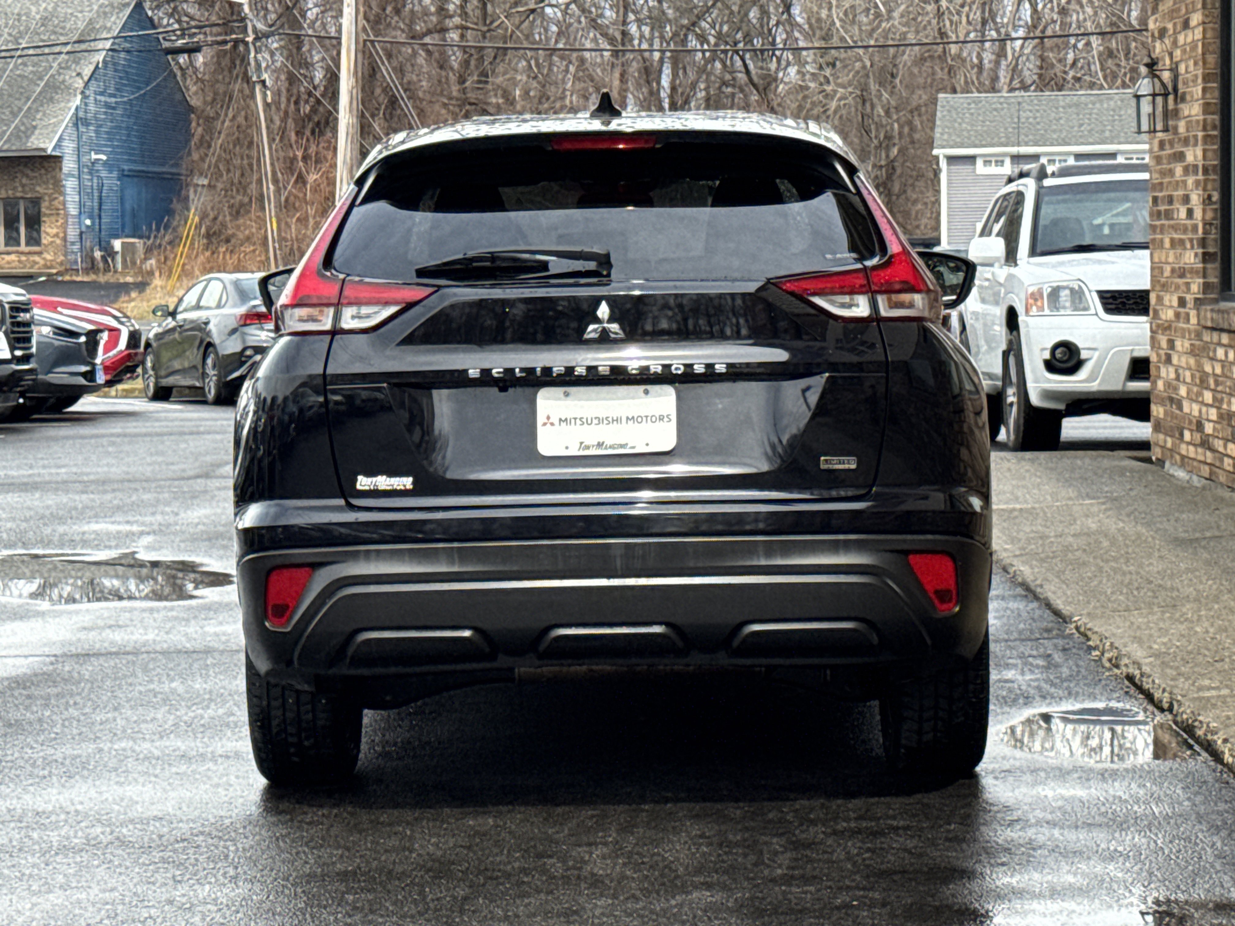Used 2022 Mitsubishi Eclipse Cross LE image 4