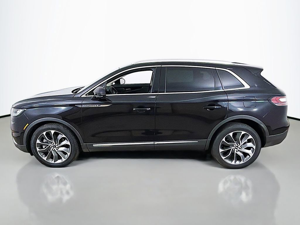 Used 2022 Lincoln Nautilus Reserve AWD/4WD image 14