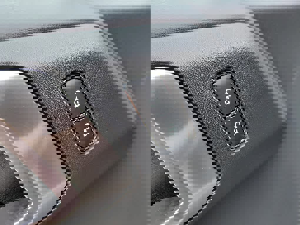 New 2025 Ford Bronco Badlands image 22