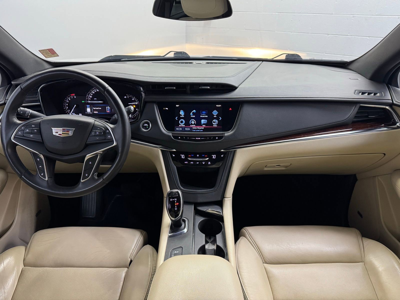 Used 2017 Cadillac XT5 Luxury w/ Driver Awareness Package image 20