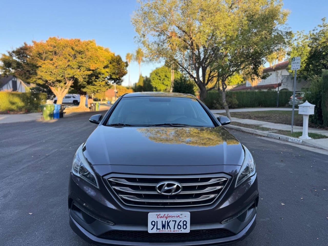 Used 2016 Hyundai Sonata Sport w/ Option Group 02 image 2