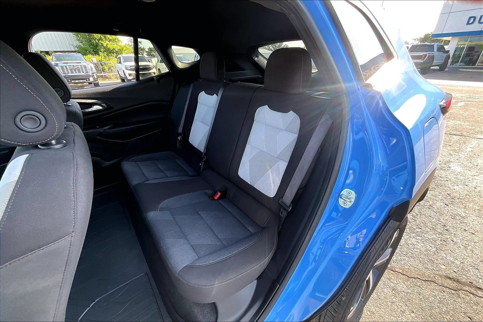 Used 2024 Chevrolet Trax RS w/ Driver Confidence Package FWD image 26