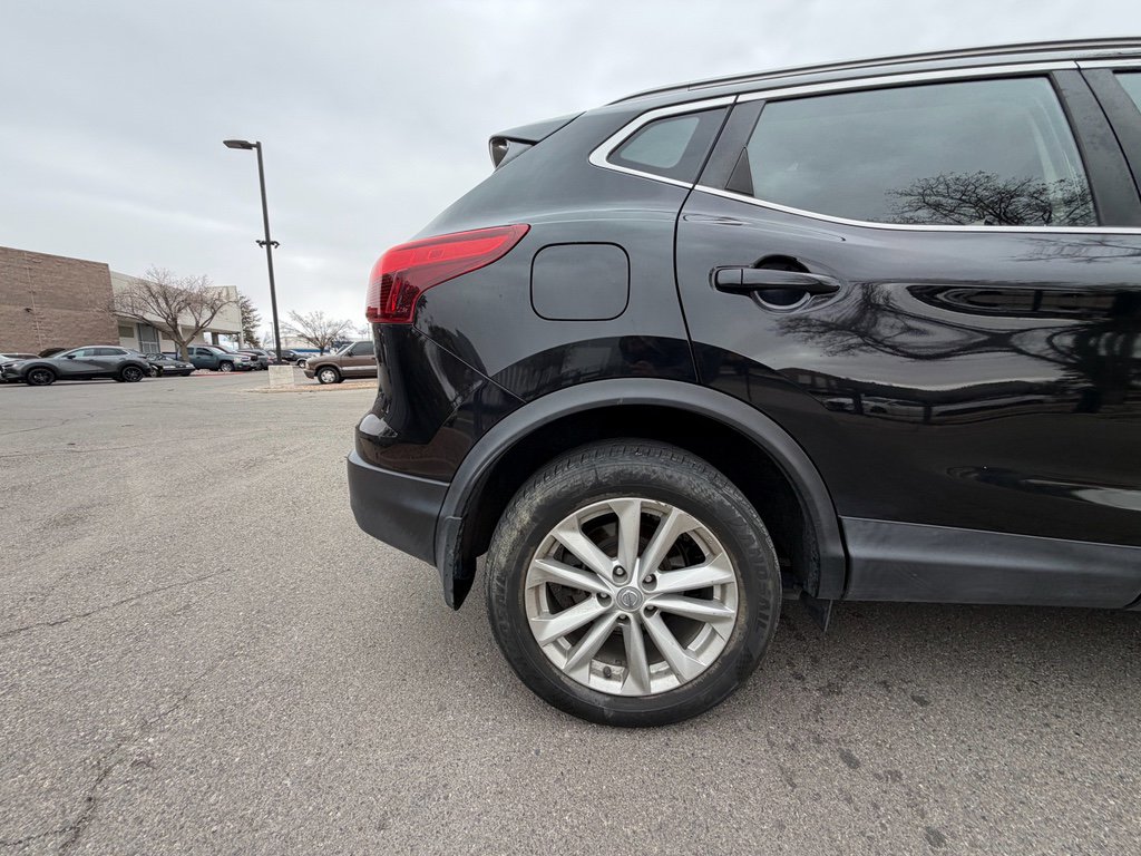 Used 2018 Nissan Rogue Sport SV image 6