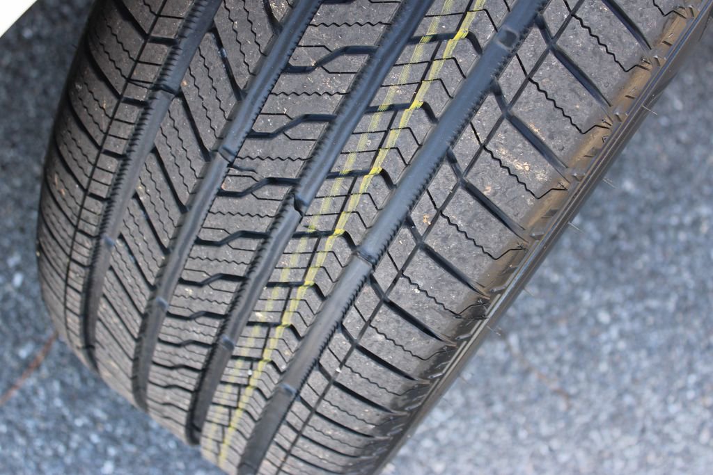 New 2026 BMW X5 M60i w/ Climate Comfort Package image 36