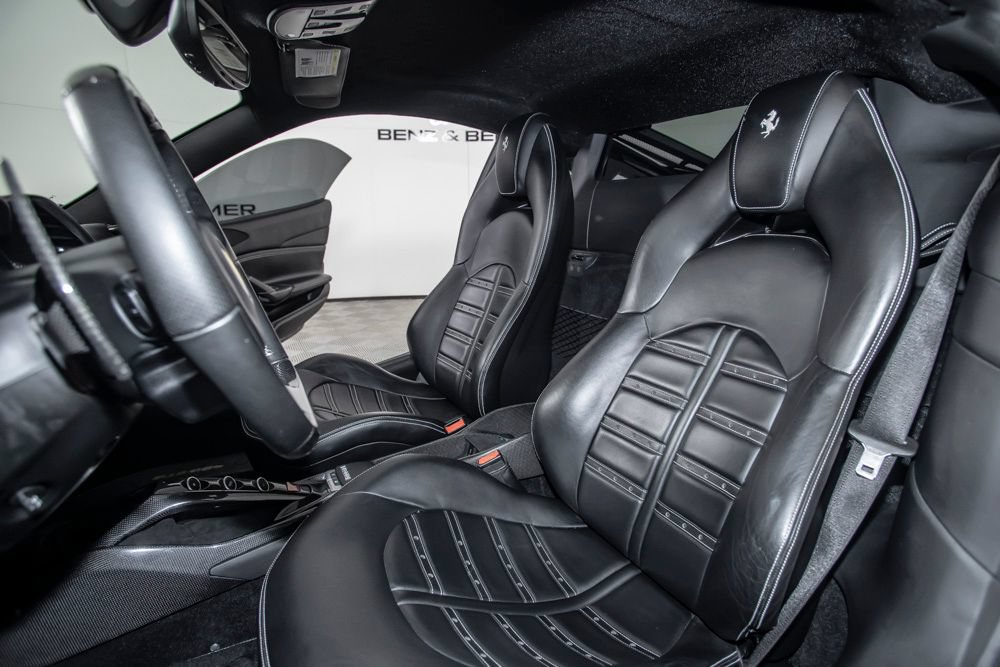 Used 2017 Ferrari 488 GTB RWD image 64