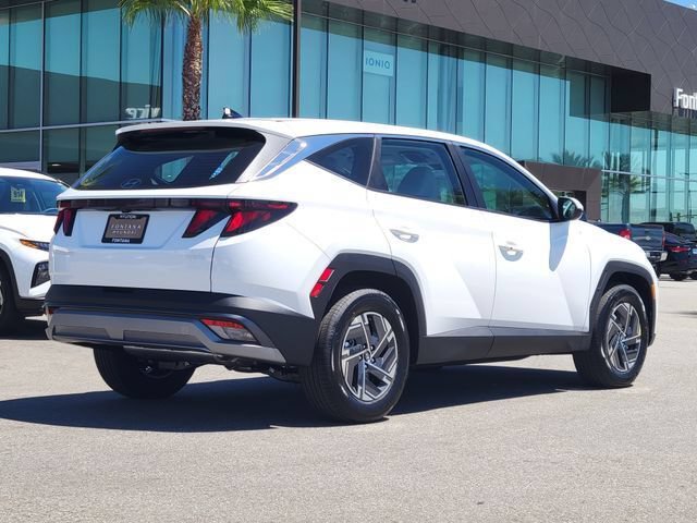 New 2026 Hyundai Tucson Blue SE FWD image 4