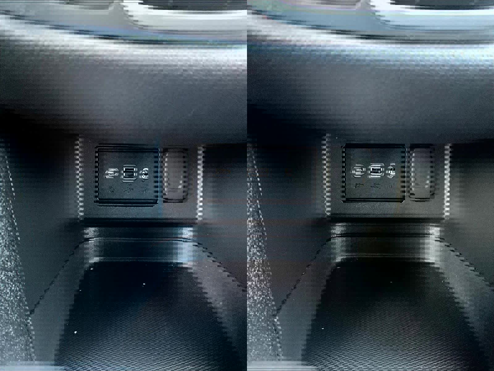 Used 2022 Chevrolet Equinox LT image 27