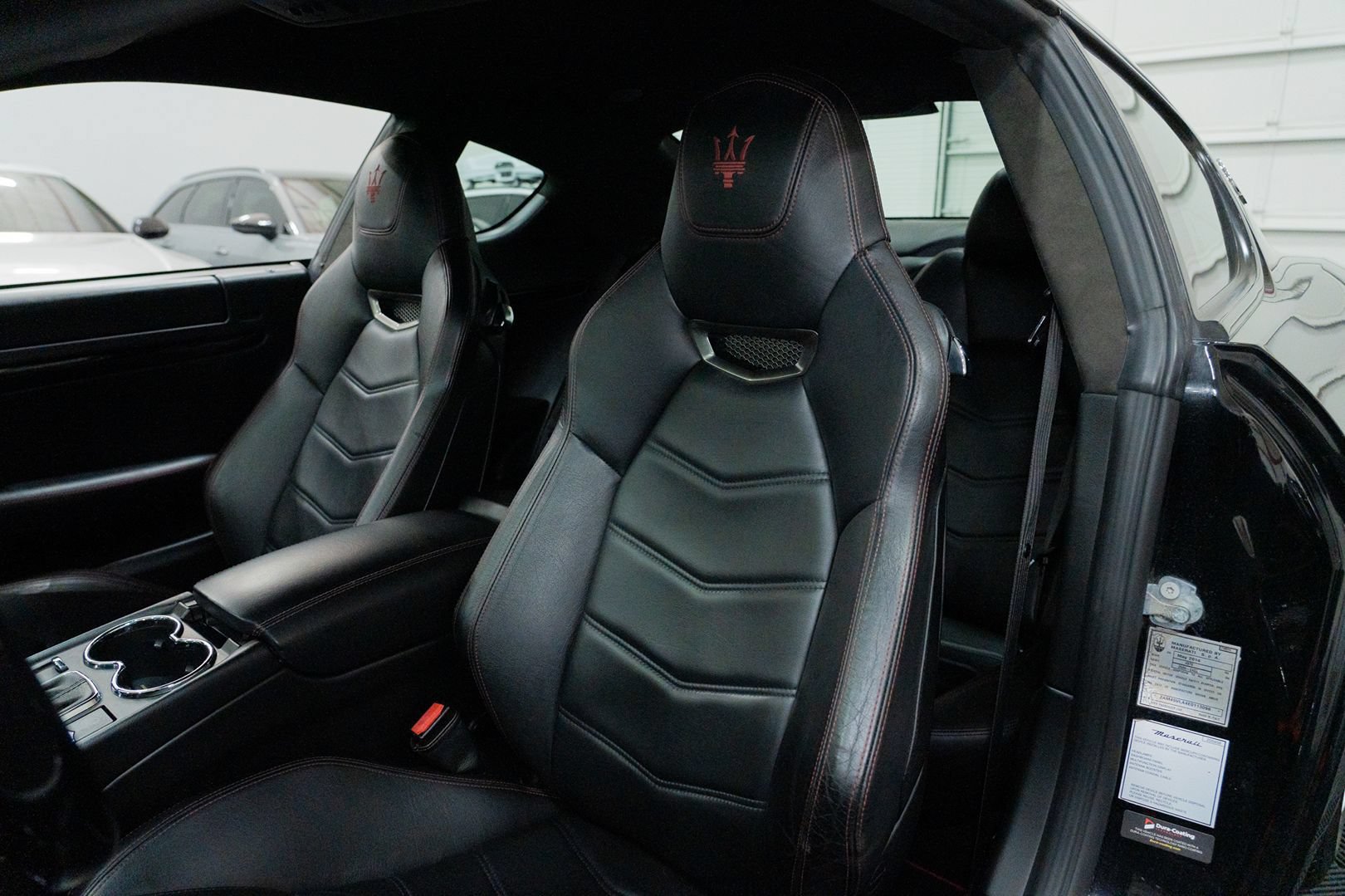 Used 2014 Maserati GranTurismo Sport RWD image 21