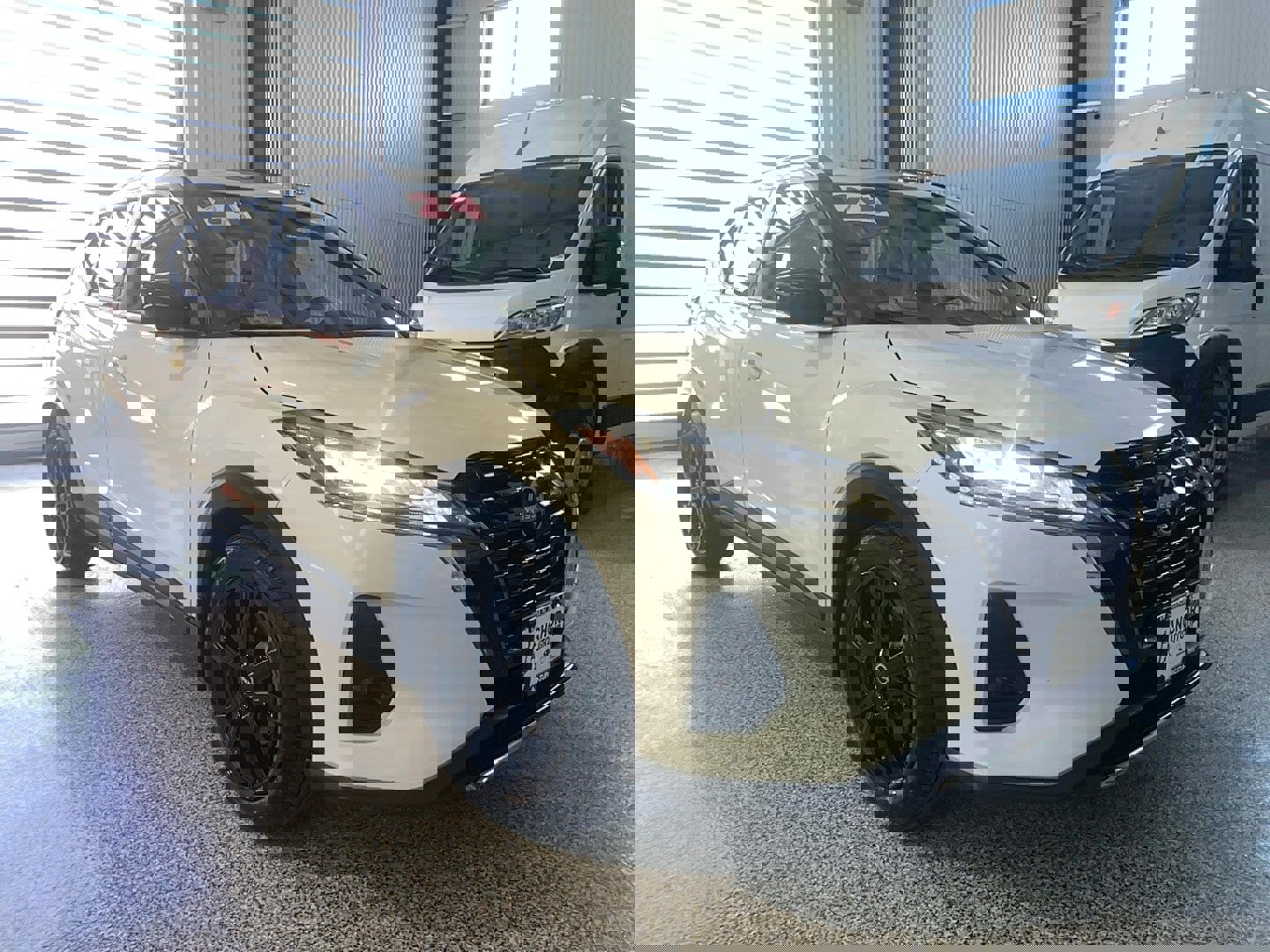 Used 2024 Nissan Kicks SR w/ SR Premium Package image 1