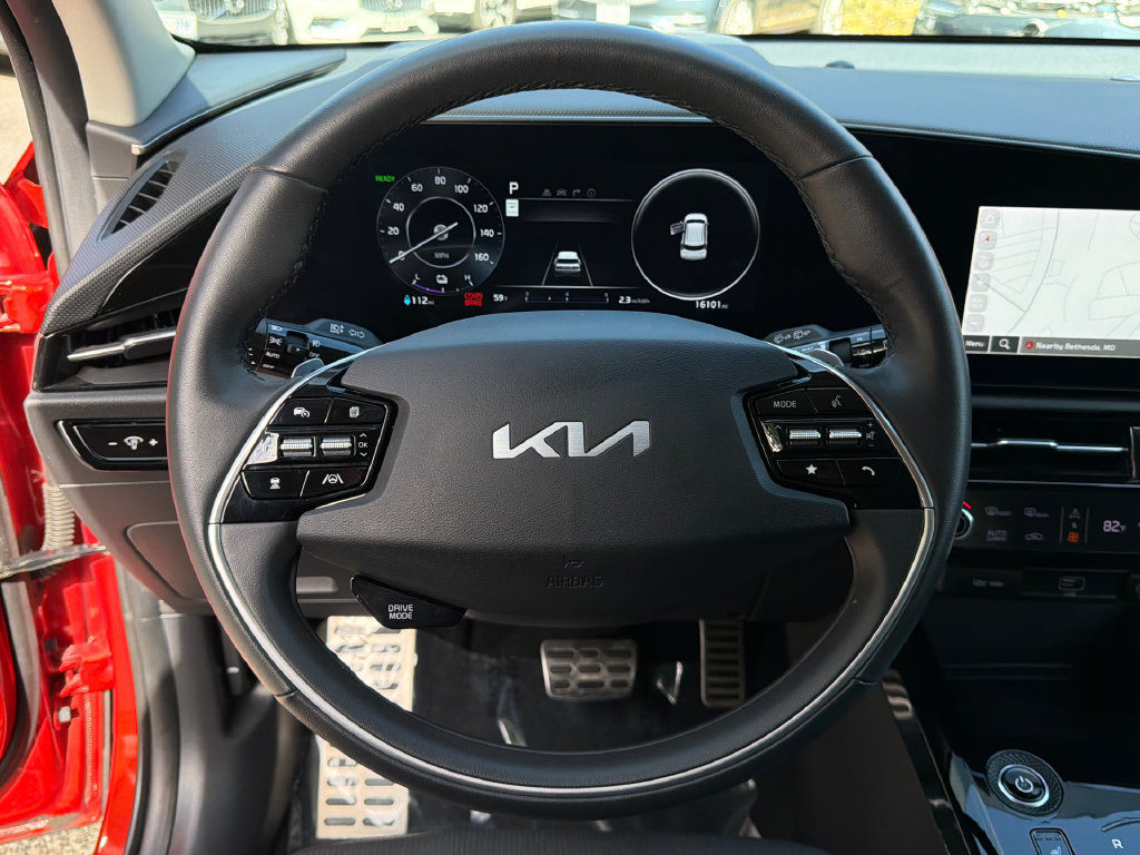 Used 2023 Kia Niro Wave w/ Wave Preserve Package FWD image 29