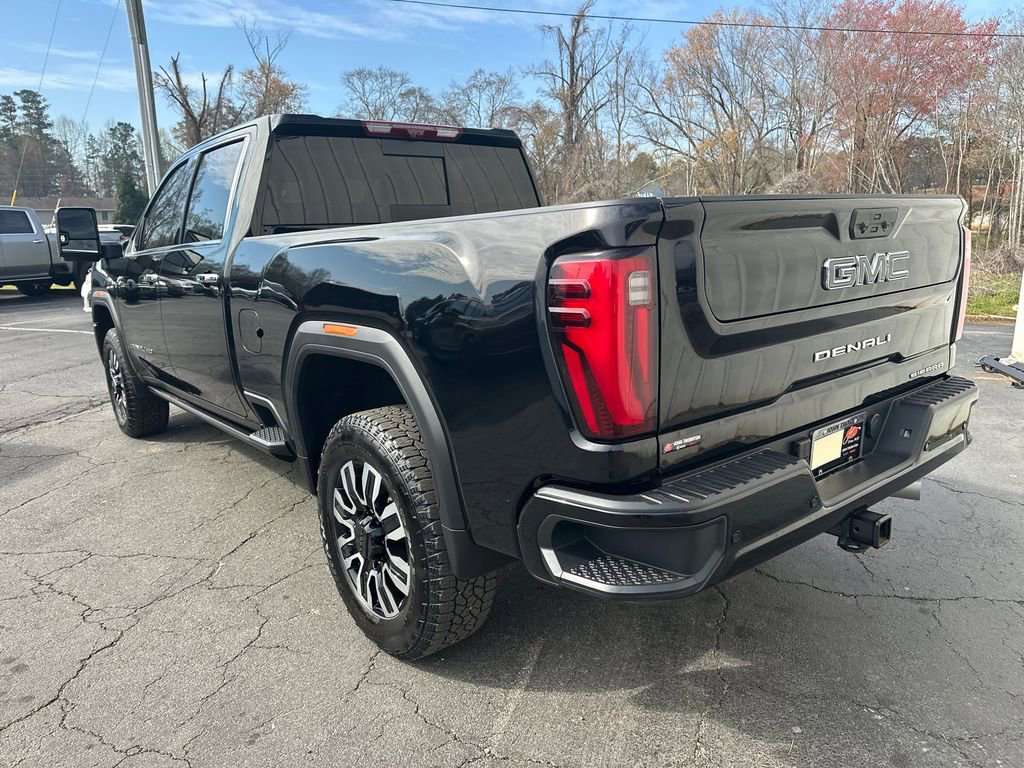 Used 2026 GMC Sierra 2500 Denali Ultimate image 8