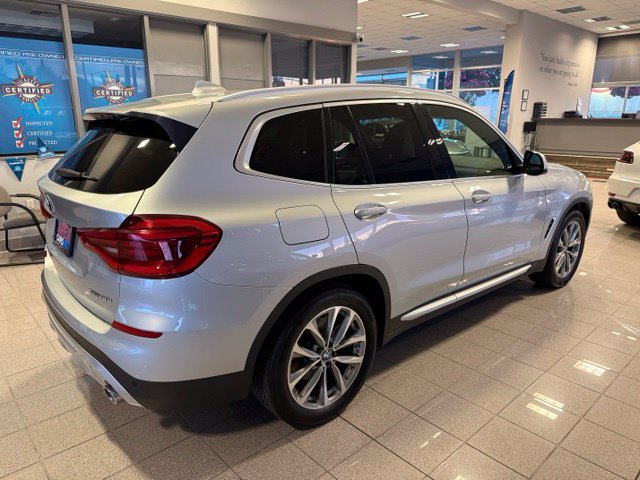 Used 2019 BMW X3 xDrive30i w/ Premium Package AWD/4WD image 3